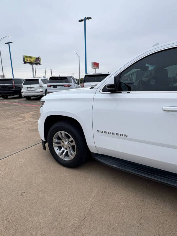 2020 Chevrolet Suburban LT