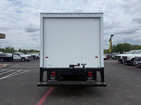 2027 Ford E-Series