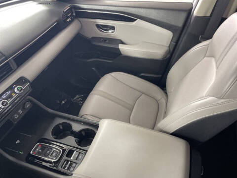 2024 Honda Pilot EX-L w/Rear Captain's Chairs