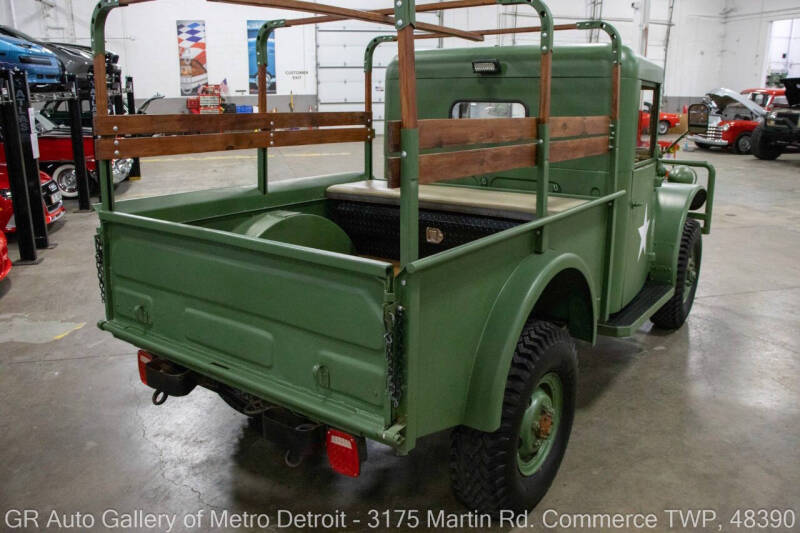 1963 Dodge M37