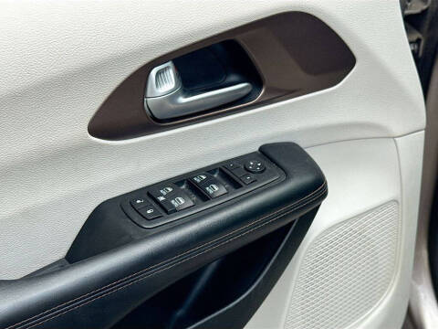2018 Chrysler Pacifica Touring L Plus