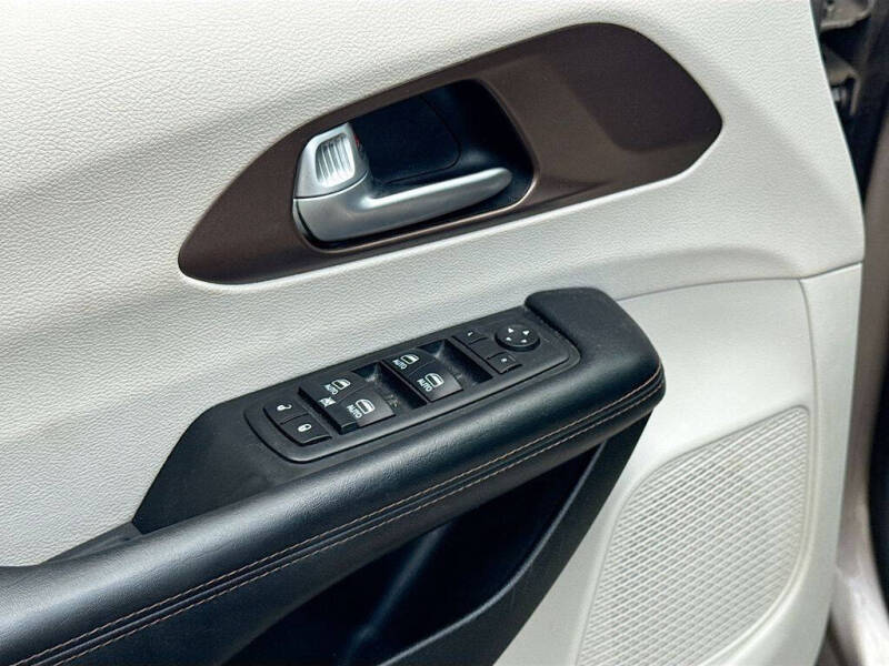 2018 Chrysler Pacifica Touring L Plus