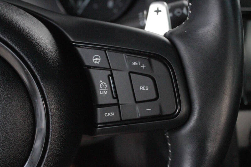 2017 Jaguar F-TYPE SVR