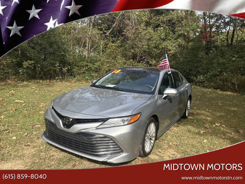 2018 Toyota Camry XLE's photo