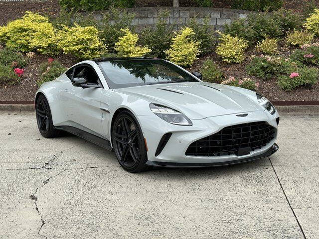 2025 Aston Martin Vantage