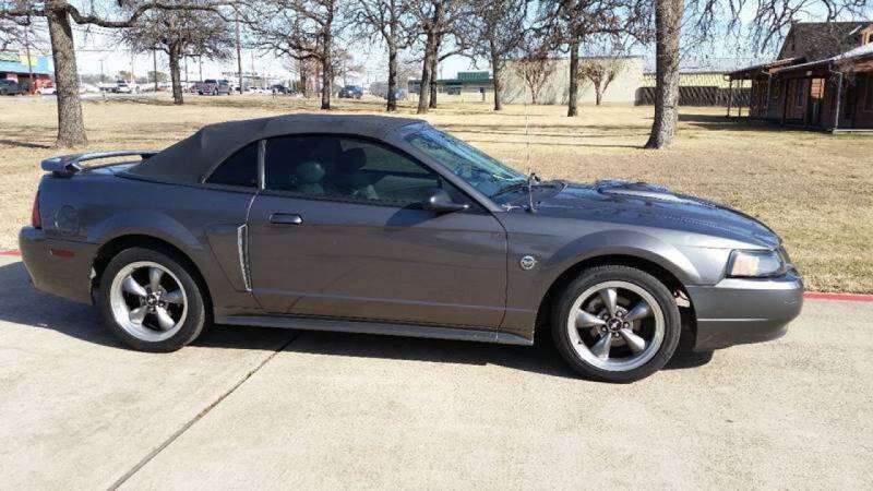 2004 Ford Mustang for sale at RP AUTO SALES & LEASING in Arlington TX