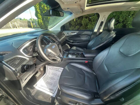 2019 Ford Edge Titanium