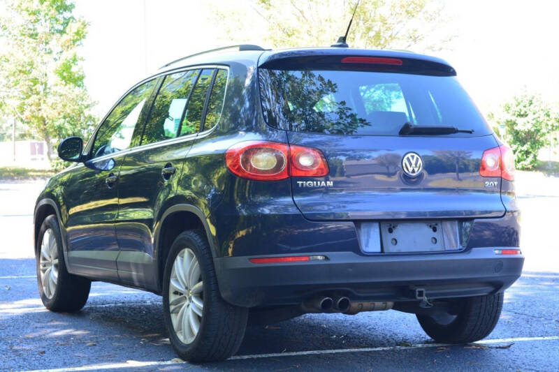 2011 Volkswagen Tiguan SEL