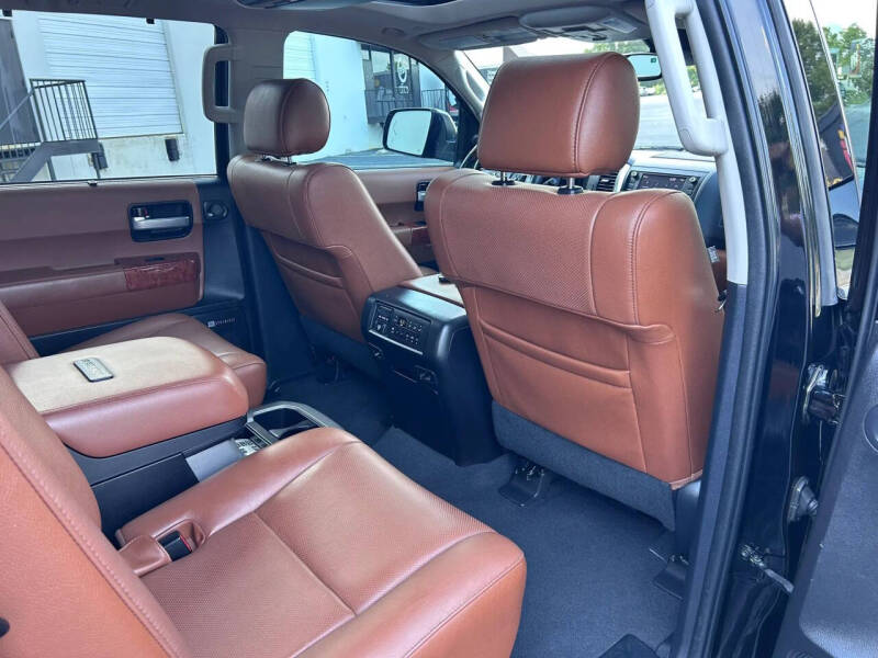 2020 Toyota Sequoia Platinum