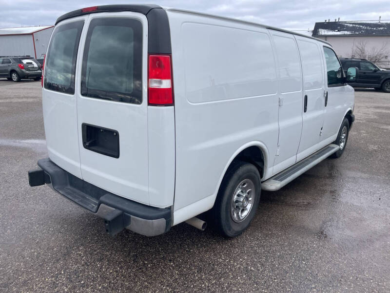 2020 Chevrolet Express 2500