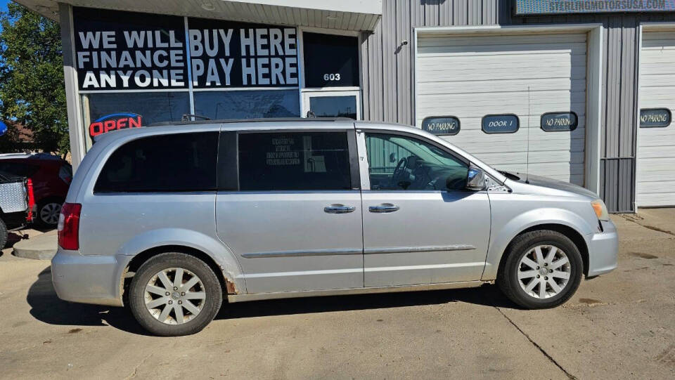 2012 Chrysler Town & Country