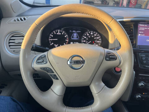 2015 Nissan Pathfinder SL