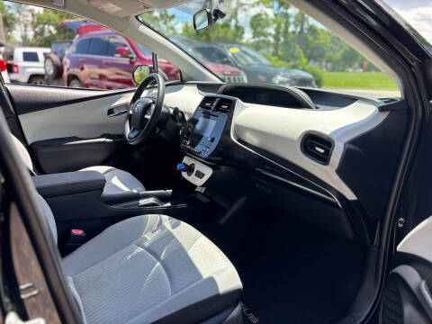 2016 Toyota Prius Two