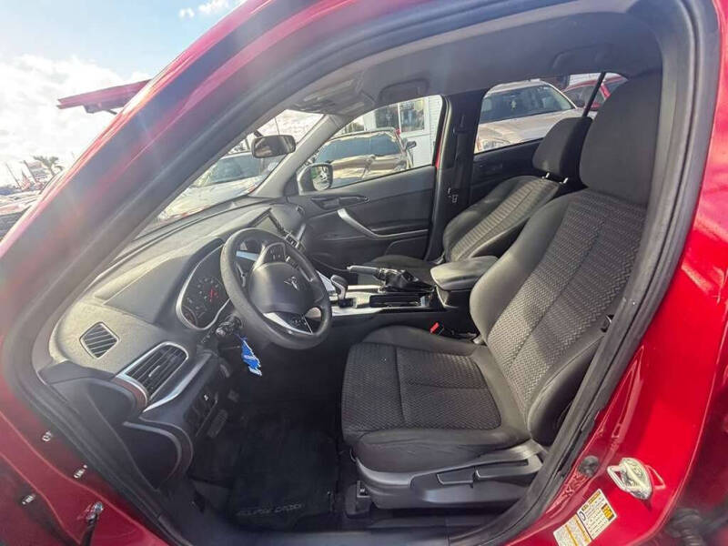 2020 Mitsubishi Eclipse Cross ES