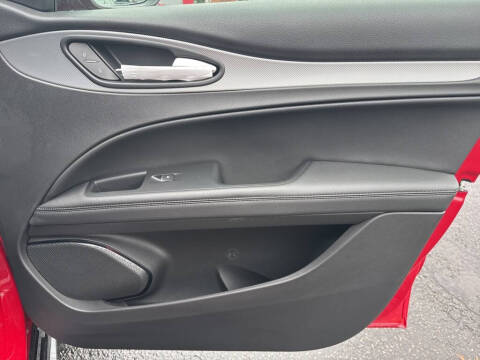 2025 Alfa Romeo Stelvio