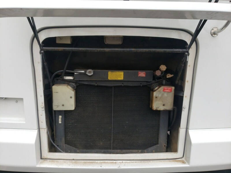 1999 Freightliner XC Chassis