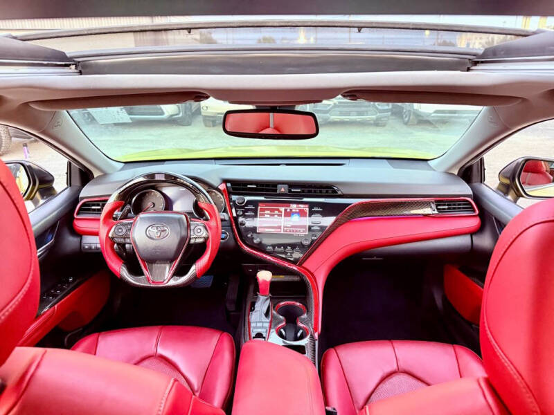 2020 Toyota Camry XSE