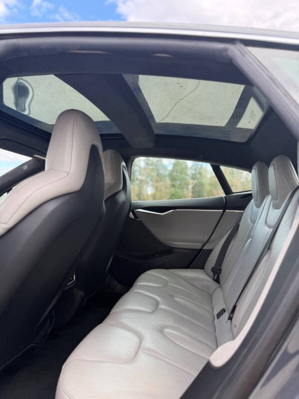 2016 Tesla Model S 85D