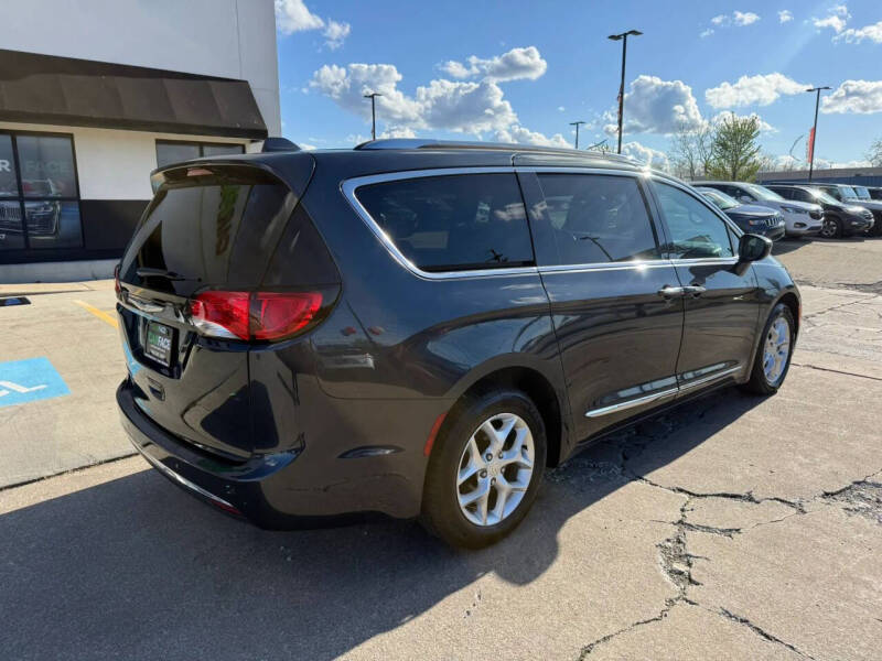 2020 Chrysler Pacifica Touring L 35th Anniversary