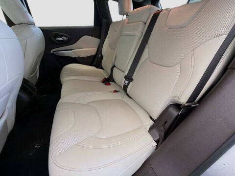 2017 Jeep Cherokee Overland