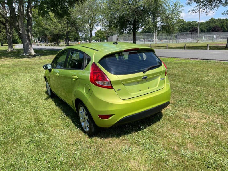 2011 Ford Fiesta SE