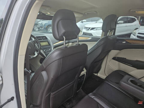 2016 Lincoln MKC Select