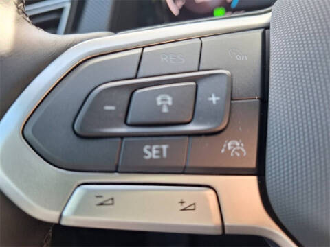 2026 Volkswagen Atlas Cross Sport SEL R-Line Black 4Motion