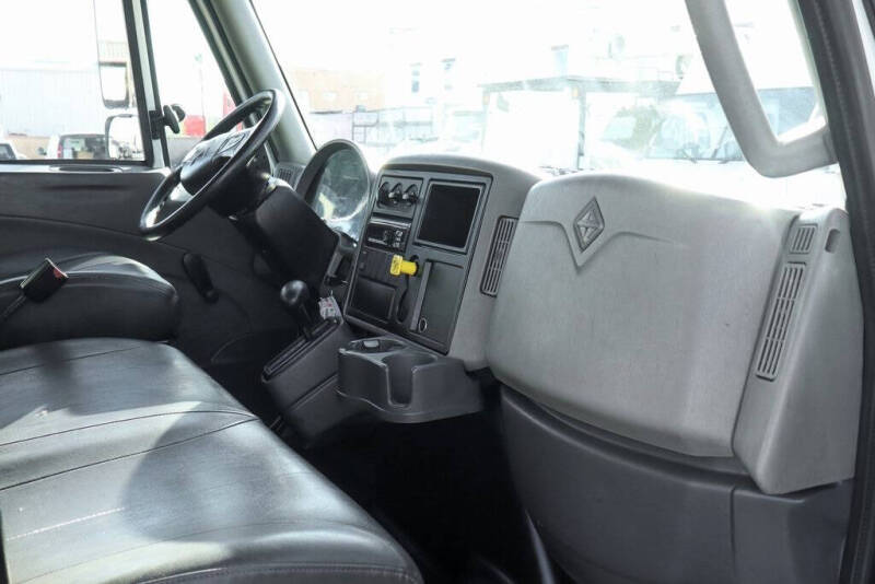2018 International DuraStar 4300
