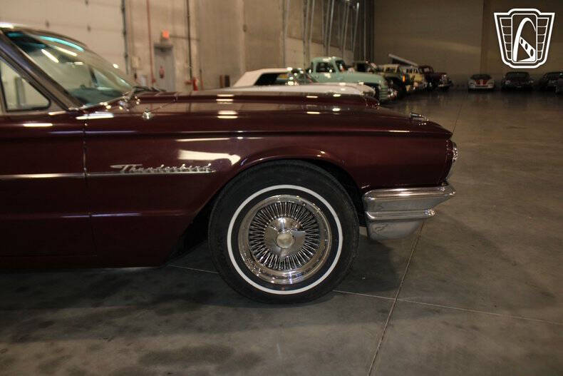 1964 Ford Thunderbird