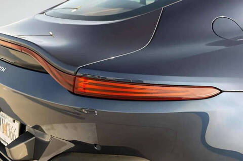 2020 Aston Martin Vantage