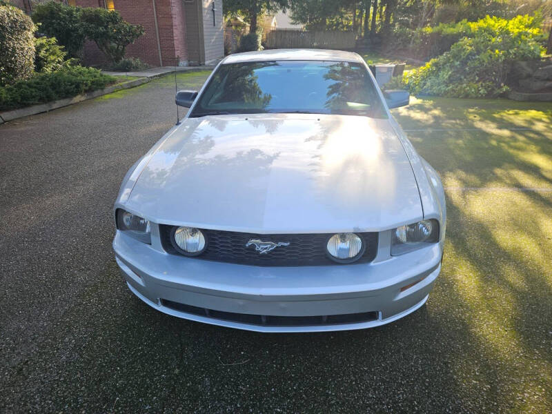 2006 Ford Mustang GT Deluxe