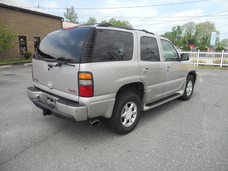 2004 GMC Yukon Denali