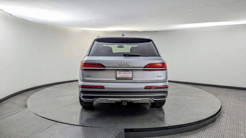 2022 Audi Q7 quattro Premium 45 TFSI