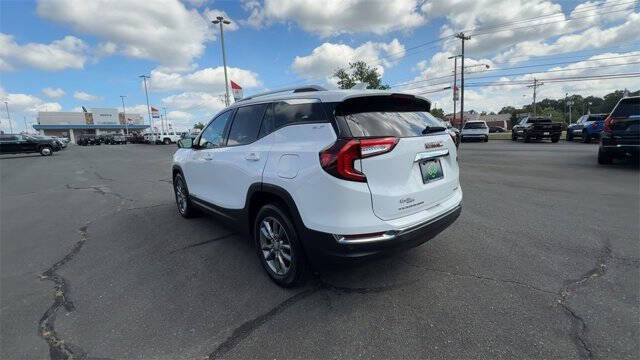 2022 GMC Terrain SLT