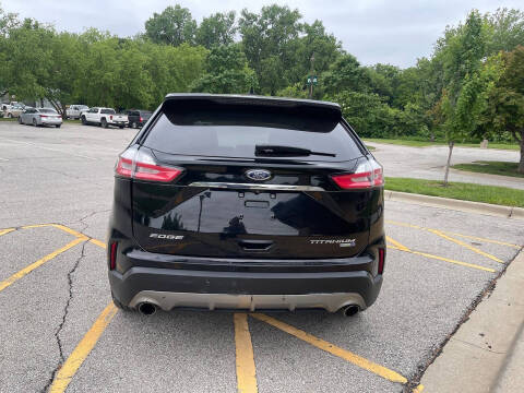 2020 Ford Edge Titanium