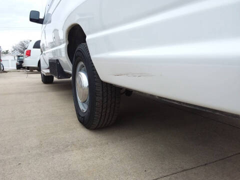 2006 Ford E-Series E-350 SD