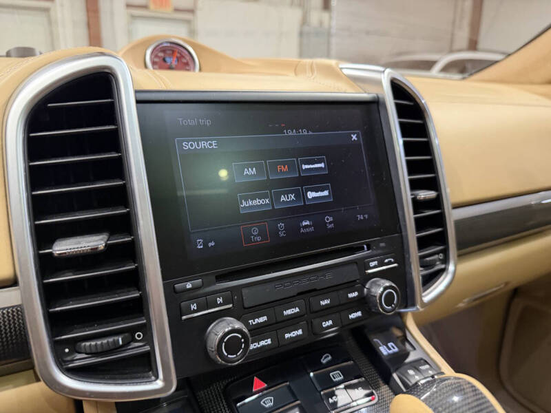 2017 Porsche Cayenne GTS