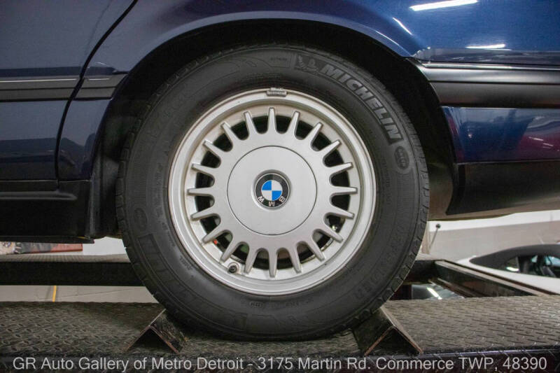 1990 BMW 7 Series 735i