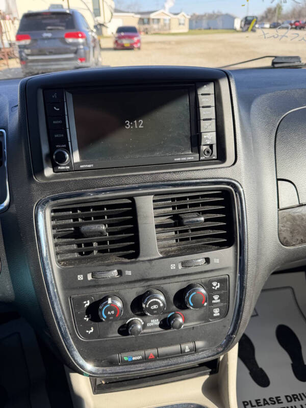 2015 Dodge Grand Caravan SXT Plus