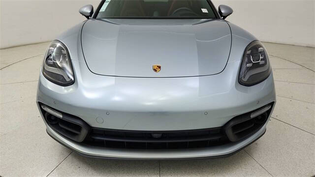 2023 Porsche Panamera Platinum Edition