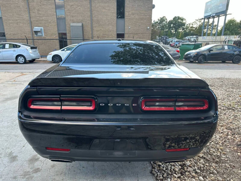 2019 Dodge Challenger SXT