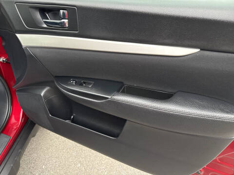 2012 Subaru Outback 2.5i Premium