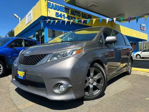 2017 Toyota Sienna for sale at Earnest Auto Sales in Roseburg OR