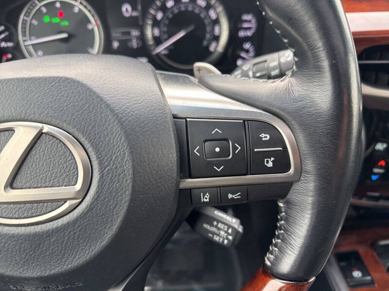 2016 Lexus LX 570