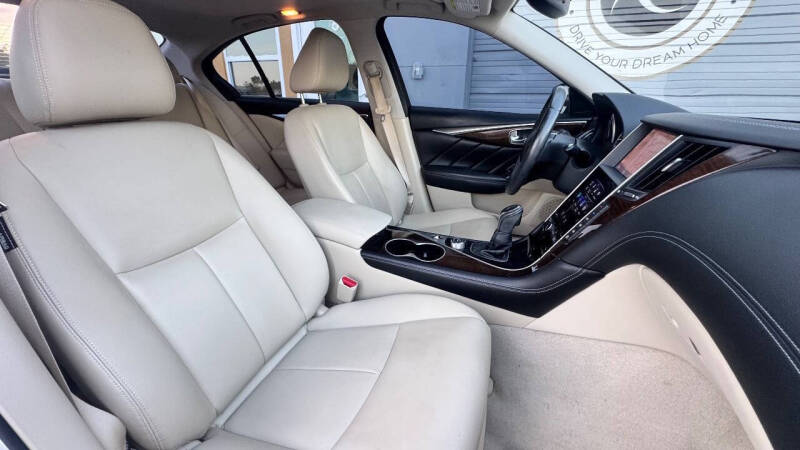 2018 Infiniti Q50 3.0T Luxe