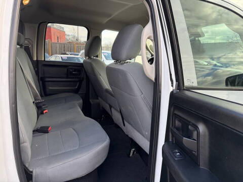 2018 RAM 1500 Express