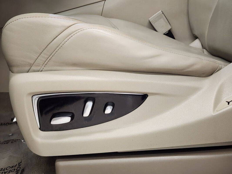 2020 Cadillac Escalade ESV Premium Luxury