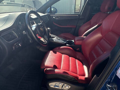 2018 Porsche Macan GTS