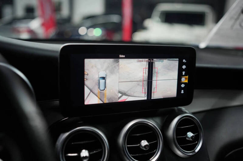 2021 Mercedes-Benz GLC GLC 300