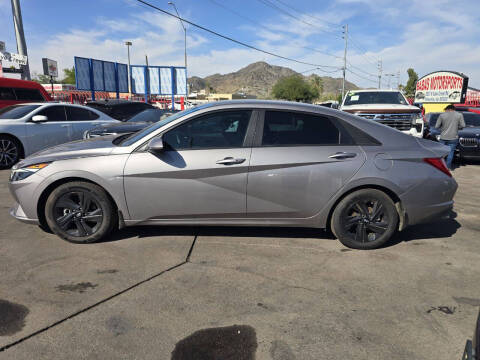 2023 Hyundai Elantra Hybrid Blue